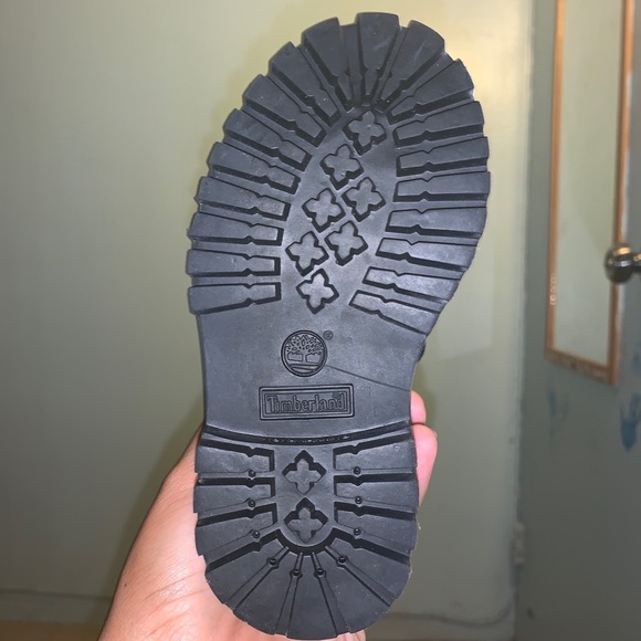 Toddlers Timberlands BRAND NEW! Size7 - Picture 5 of 7